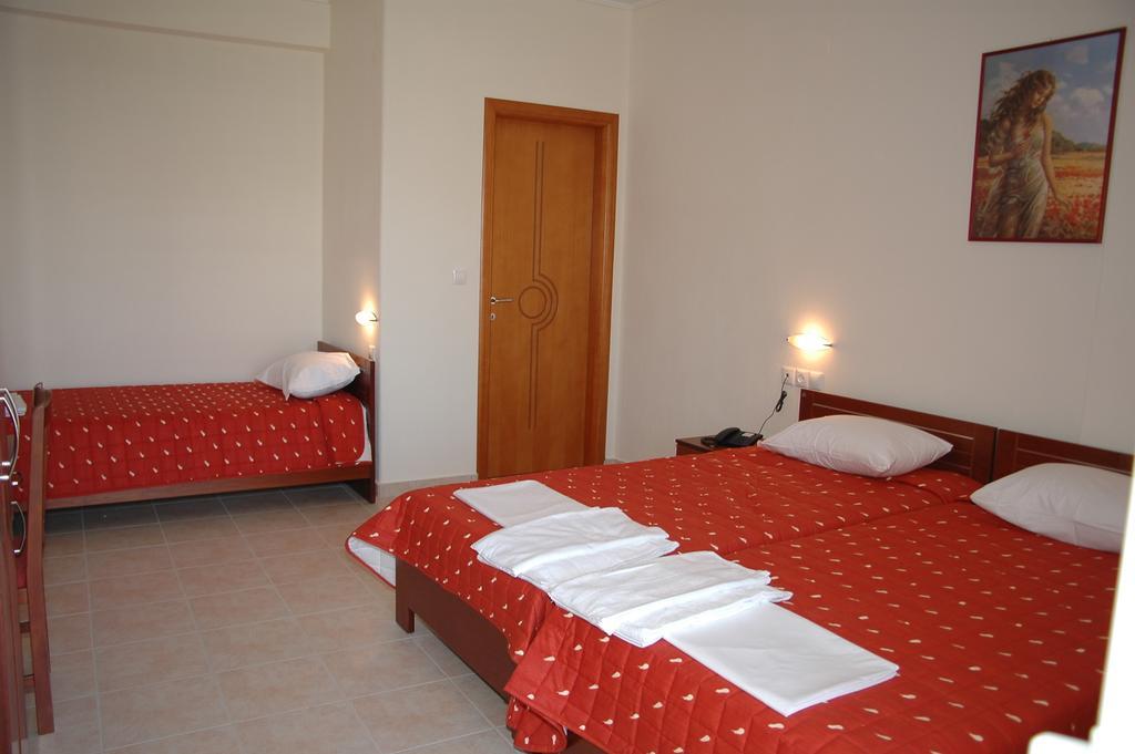 Hotel Souita Paralía الغرفة الصورة